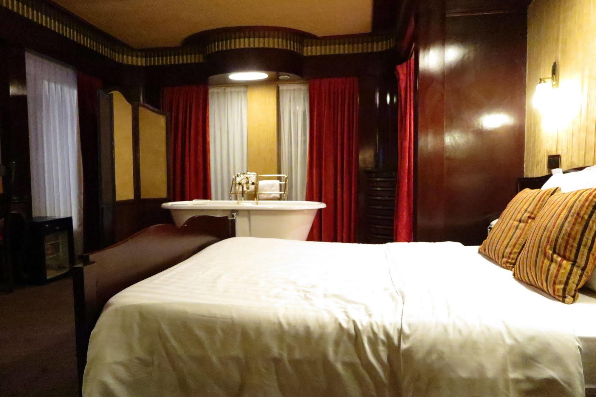 Hotel Esperance บรัสเซลส์ ภายนอก รูปภาพ